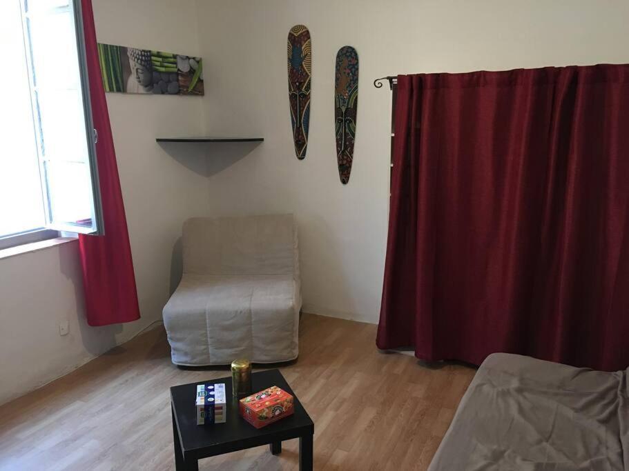 Jolie Studio Dans Le Centre Historique De Narbonne Daire Dış mekan fotoğraf